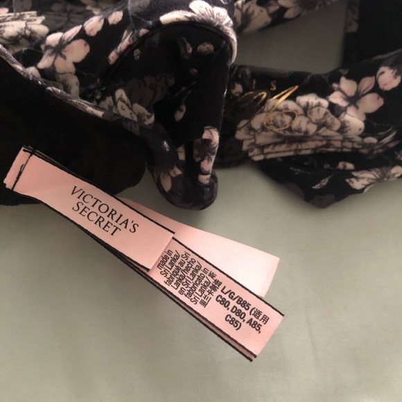 Victoria’s Secret wireless bralette - Picture 3 of 3
